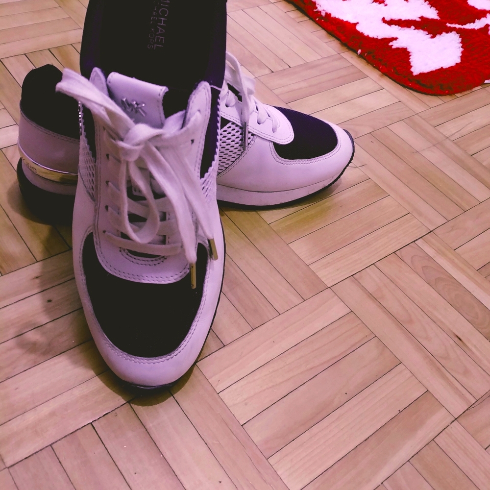 Mk shoes
